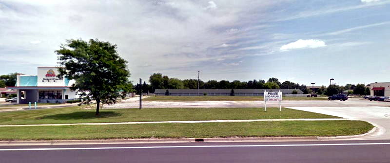 Hotel Chieftan - 2011 Former Lot (newer photo)